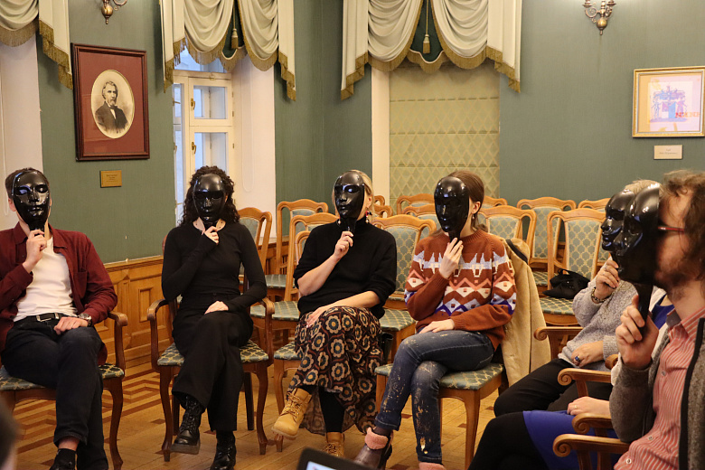 Интеллектуальная игра "Квизмафия" к Международному женскому дню